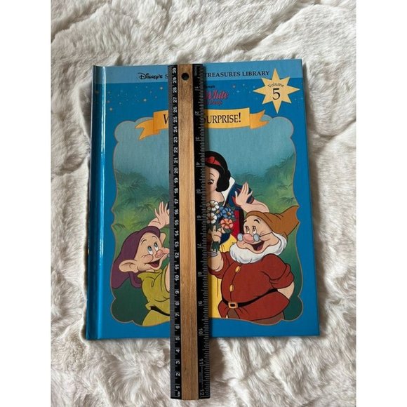 Disney Snow White and the Seven Dwarfs What A Surprise Children’s Book ✨BOGO - Picture 4 of 5
